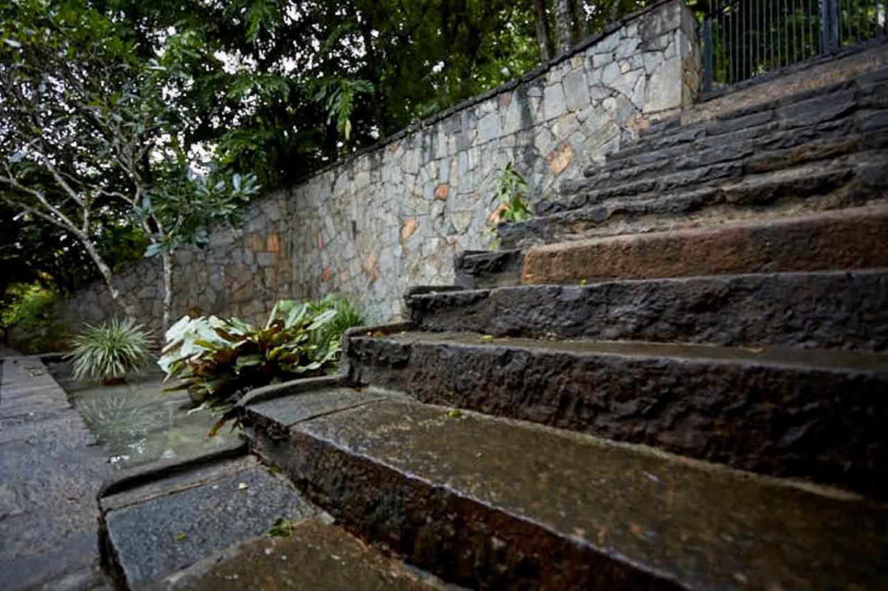 Bamboo Villa Kandy Digana Exterior foto